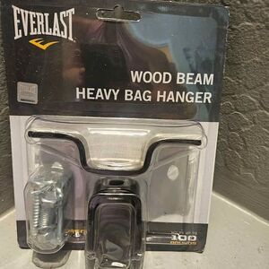 Everlast Wood Beam Heavy Bag Hanger